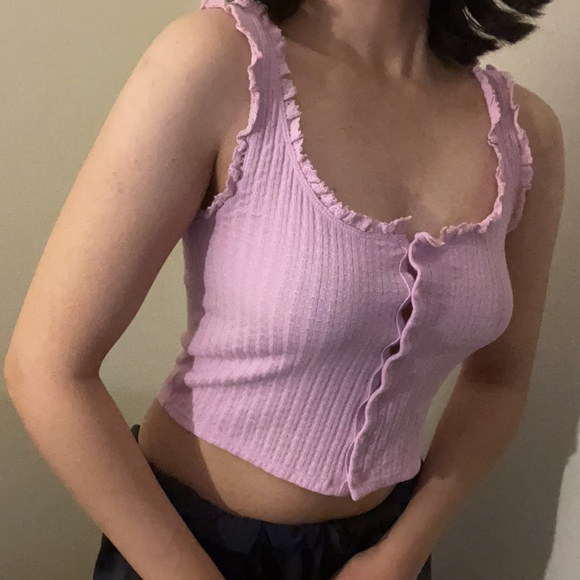 Frilly pink tank - Picture 2 of 3